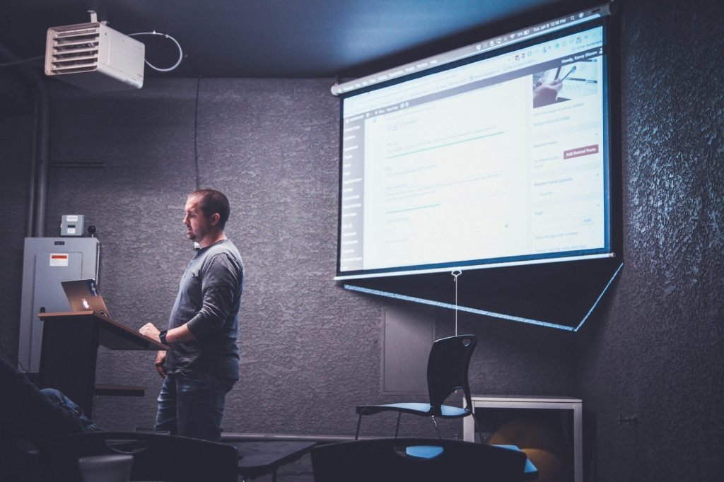 How To Make Your Presentation Spectacular/Outstanding